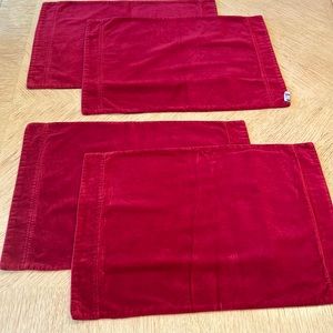 Velvet Reversible Burgundy/Red Placemats (4)